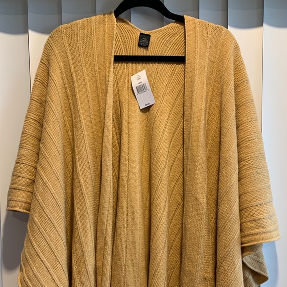 Winter shawl/ winter kimono - Picture 1 of 3